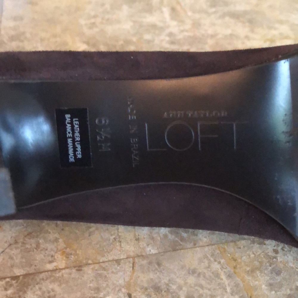 Suede leather trim chocolate brown Loft Avery Heel - Picture 5 of 7